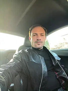 Adventurehotman online show from December 19, 2024, 1:40 pm