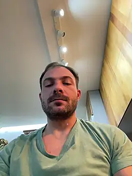 Adventurehotman online show from February 17, 2025, 11:31 pm