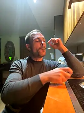 Adventurehotman online show from September 29, 2025, 9:52 pm