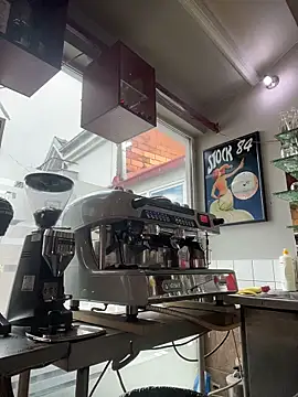 Adventurehotman online show from April 3, 2026, 2:26 pm