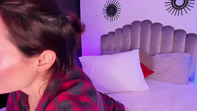 Snapshot of SexyCharlize08 chatting on March 3, 2025, 4:36 am SexyCharlize08 online show from March 3, 2025, 4:36 am