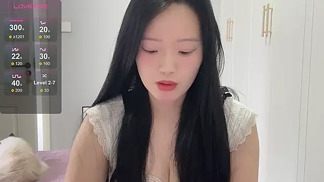 rose-u online show from October 21, 2025, 2:12 am