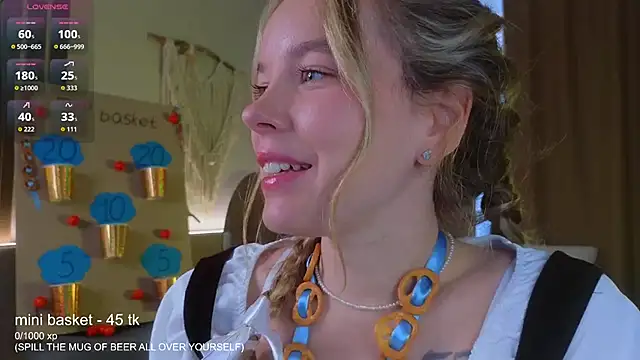 Snapshot of milly_shy chatting on October 3, 2025, 7:27 am milly shy online show from October 3, 2025, 7:27 am