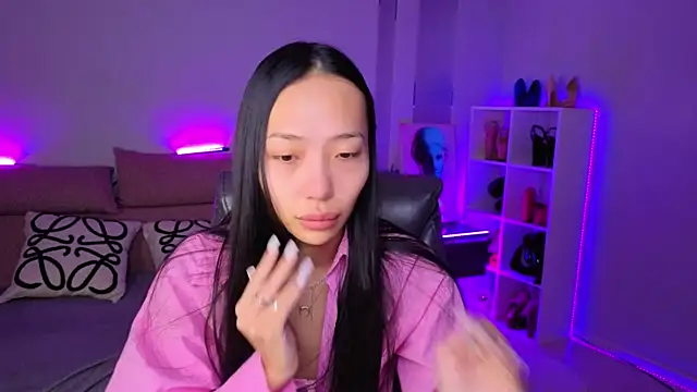  MIURA  online show from December 1, 2025, 12:37 am