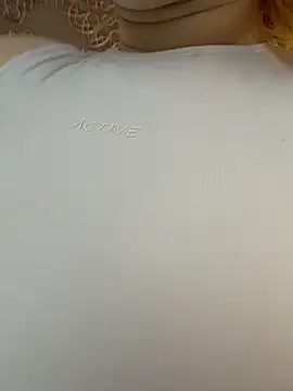 AmmyHot online show from November 26, 2025, 4:13 am