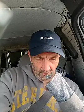 Hotbodyscottie online show from November 28, 2025, 12:19 pm