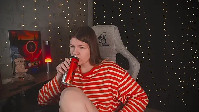 cuteamberlyyy online show from November 27, 2025, 3:30 am