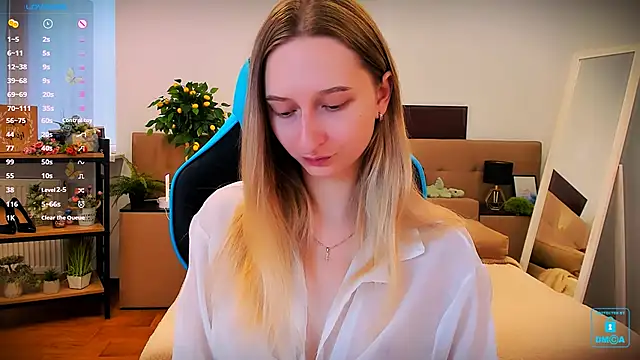 Snapshot of _Ri_na_ chatting on October 28, 2025, 6:28 am Ri na online show from October 28, 2025, 6:28 am