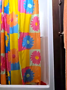 Snapshot of Pussy69Kat chatting on October 24, 2025, 8:44 am Pussy69Kat online show from October 24, 2025, 8:44 am