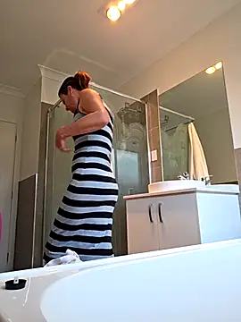 Snapshot of Pussy69Kat chatting on November 3, 2025, 11:48 pm Pussy69Kat online show from November 3, 2025, 11:48 pm