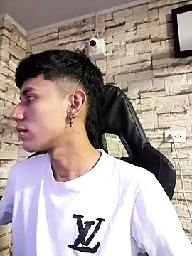 Levin Hikaru online show from March 13, 2025, 12:37 am