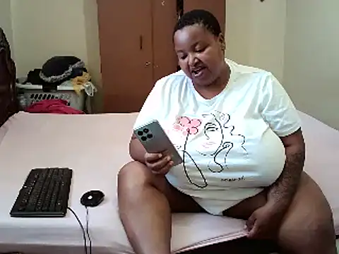 Snapshot of HOTBIGMELONSxx chatting on March 7, 2025, 10:02 am HOTBIGMELONSxx online show from March 7, 2025, 10:02 am