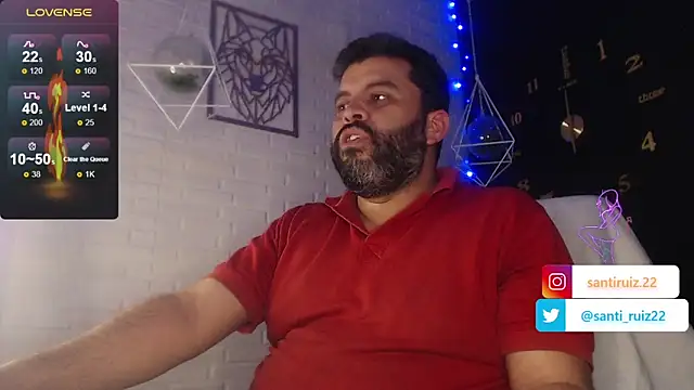 Snapshot of Santi_Ruiz2 chatting on January 24, 2025, 11:23 pm Santi Ruiz2 online show from January 24, 2025, 11:23 pm
