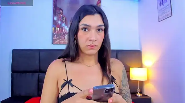 Snapshot of Camila_Coxx chatting on January 29, 2025, 5:24 pm Camila Coxx online show from January 29, 2025, 5:24 pm