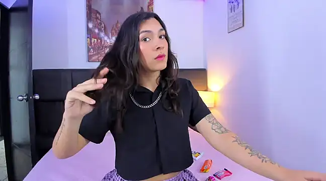 Snapshot of Camila_Coxx chatting on March 17, 2025, 3:50 pm Camila Coxx online show from March 17, 2025, 3:50 pm
