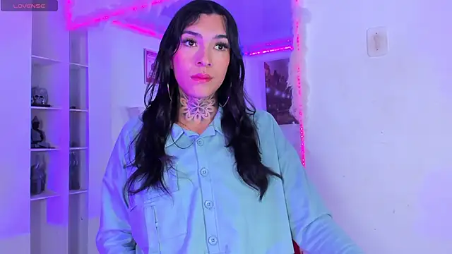 Camila Coxx online show from October 16, 2025, 2:51 pm