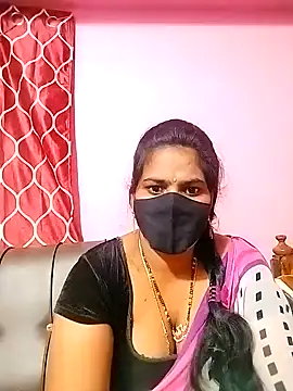 Snapshot of melina214 chatting on December 25, 2024, 6:09 pm melina214 online show from December 25, 2024, 6:09 pm
