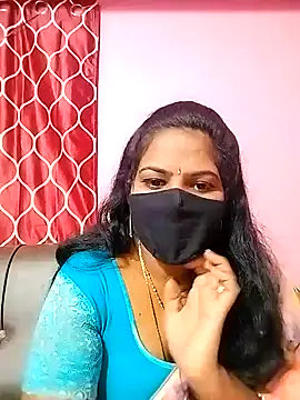 Snapshot of melina214 chatting on January 13, 2025, 3:23 am melina214 online show from January 13, 2025, 3:23 am