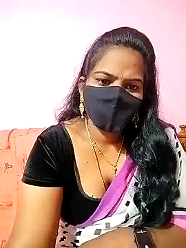 Snapshot of melina214 chatting on January 31, 2025, 3:09 am melina214 online show from January 31, 2025, 3:09 am