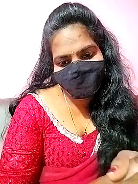 Snapshot of melina214 chatting on February 20, 2025, 4:46 pm melina214 online show from February 20, 2025, 4:46 pm