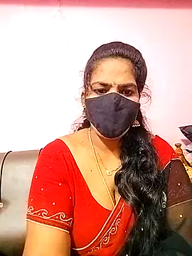 Snapshot of melina214 chatting on October 11, 2025, 3:17 am melina214 online show from October 11, 2025, 3:17 am