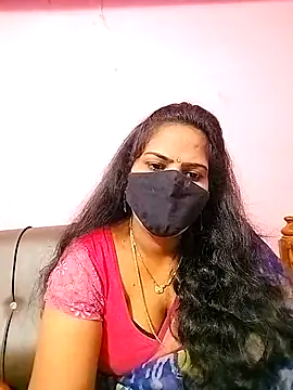 Snapshot of melina214 chatting on October 14, 2025, 3:29 am melina214 online show from October 14, 2025, 3:29 am