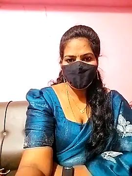 Snapshot of melina214 chatting on October 20, 2025, 2:45 am melina214 online show from October 20, 2025, 2:45 am