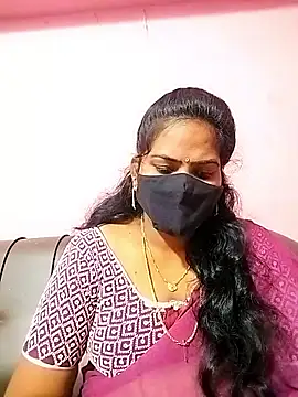 Snapshot of melina214 chatting on October 25, 2025, 3:36 am melina214 online show from October 25, 2025, 3:36 am