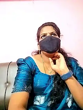 Snapshot of melina214 chatting on October 27, 2025, 4:16 am melina214 online show from October 27, 2025, 4:16 am