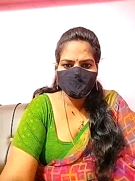 Snapshot of melina214 chatting on November 6, 2025, 3:40 am melina214 online show from November 6, 2025, 3:40 am