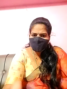 Snapshot of melina214 chatting on November 13, 2025, 3:38 am melina214 online show from November 13, 2025, 3:38 am