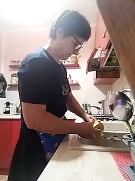 passione503 online show from November 2, 2025, 7:11 am