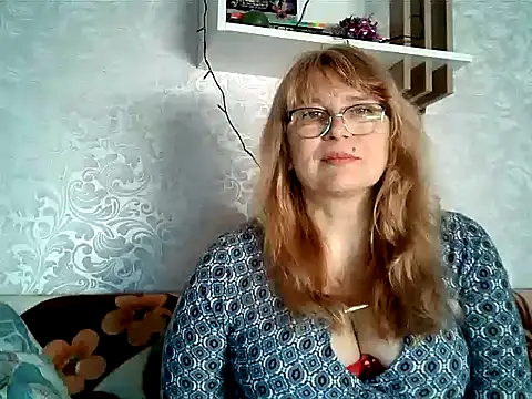 Snapshot of Aline_LoveFlowers chatting on January 15, 2025, 10:27 am Aline LoveFlowers online show from January 15, 2025, 10:27 am