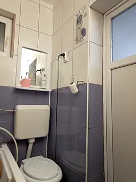 hornny1995 online show from October 27, 2025, 3:38 pm