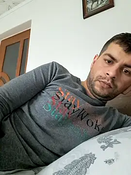 hornny1995 online show from November 23, 2025, 11:54 am