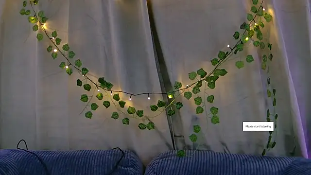 vayolett01 dakotta online show from December 22, 2025, 4:09 am