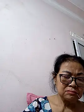 Hotestlove online show from March 11, 2026, 2:23 pm