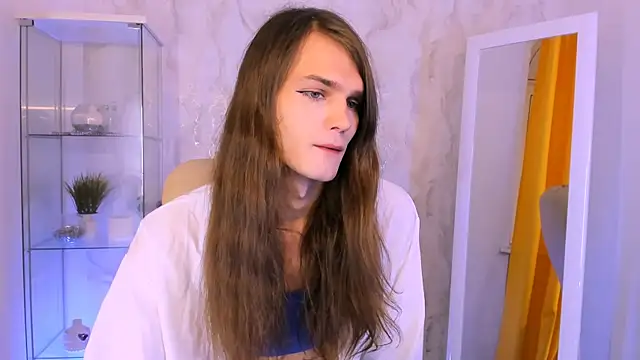 Will Will  online show from December 2, 2025, 9:32 pm