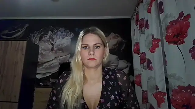 Snapshot of DagmarieFlirt chatting on October 1, 2025, 6:03 pm DagmarieFlirt online show from October 1, 2025, 6:03 pm