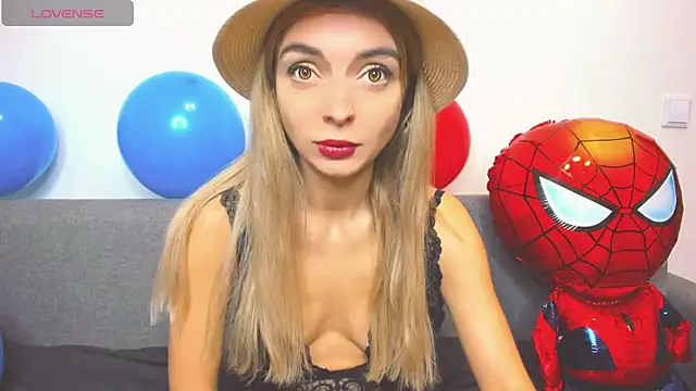  ellen meow  online show from December 14, 2024, 5:58 pm