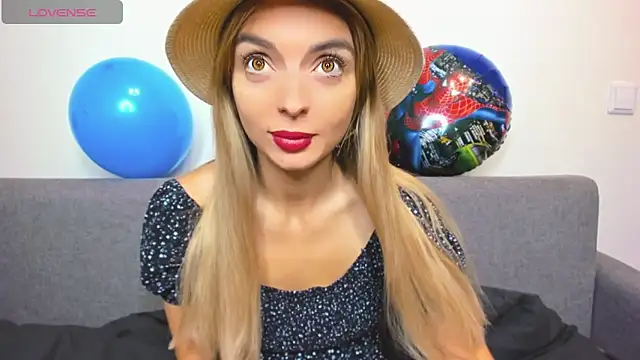  ellen meow  online show from December 15, 2024, 8:36 pm