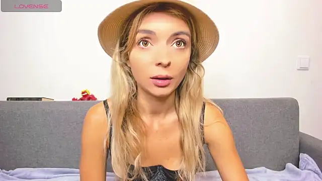  ellen meow  online show from February 5, 2025, 8:46 pm