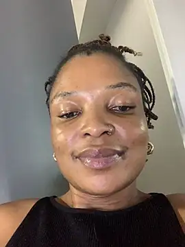 Snapshot of slimcateee chatting on February 16, 2025, 10:54 pm slimcateee online show from February 16, 2025, 10:54 pm