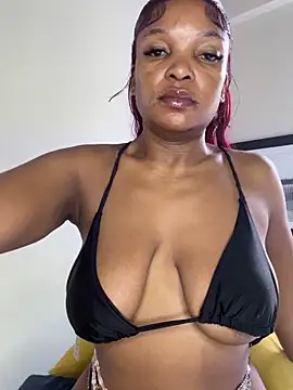 slimcateee online show from March 19, 2026, 7:45 am