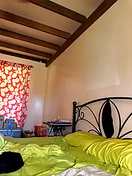 emma4xxx online show from March 7, 2026, 8:39 pm