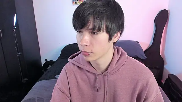 Aventure Twinks online show from November 15, 2025, 2:42 am