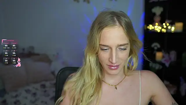 Snapshot of Nicolette__Shea_ chatting on January 17, 2025, 1:56 pm Nicolette Shea online show from January 17, 2025, 1:56 pm
