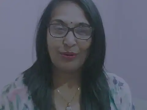 Snapshot of sexy69hotmum chatting on December 6, 2024, 11:54 am sexy69hotmum online show from December 6, 2024, 11:54 am