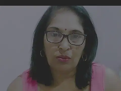 Snapshot of sexy69hotmum chatting on January 19, 2025, 11:23 am sexy69hotmum online show from January 19, 2025, 11:23 am