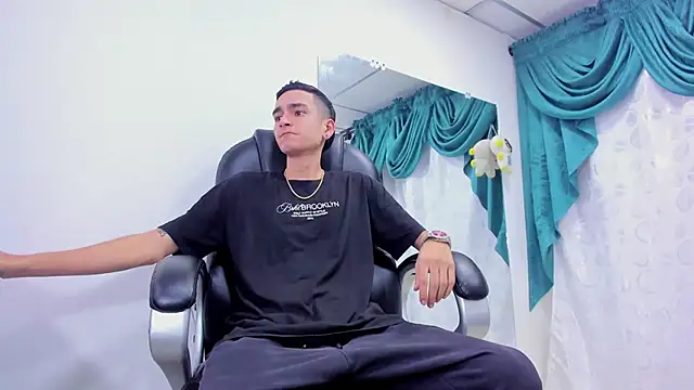 Ethan Booy online show from February 8, 2025, 8:10 pm